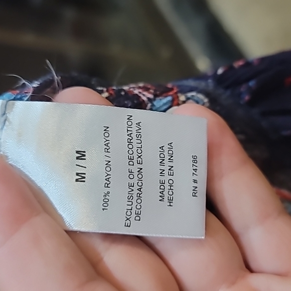 Top - Picture 3 of 3